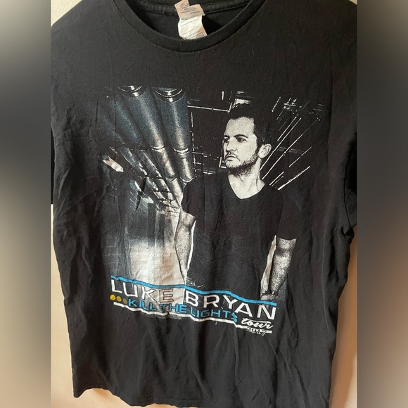 Luke Bryan Concert Tee Kill The Lights Tour 2017 Size Medium 100% Cotton - Picture 6 of 8
